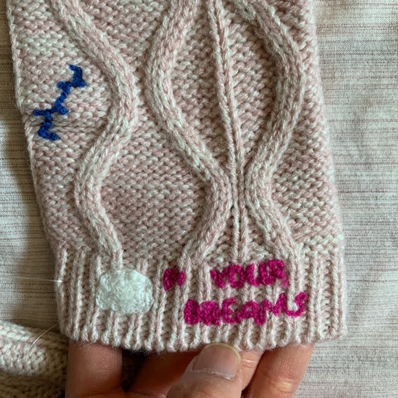 NWT UO embroidered fingerless gloves - Picture 3 of 7